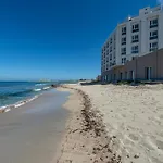Punta Tipa Hotel 4*
