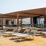 Punta Tipa Hotel