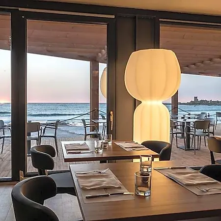 Punta Tipa 4* تراباني