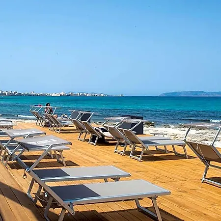 فندق Punta Tipa تراباني